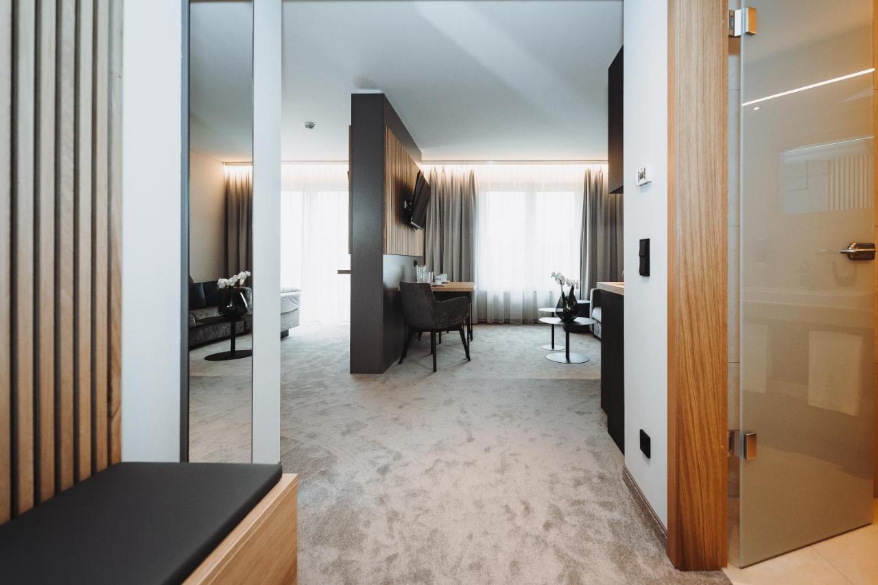 Hotel Vivo Schierling Ngoại thất bức ảnh